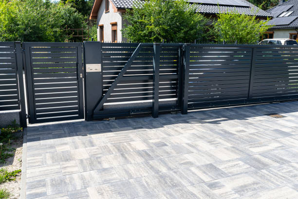 Best Driveway Pavers Installation  in Northridge, OH